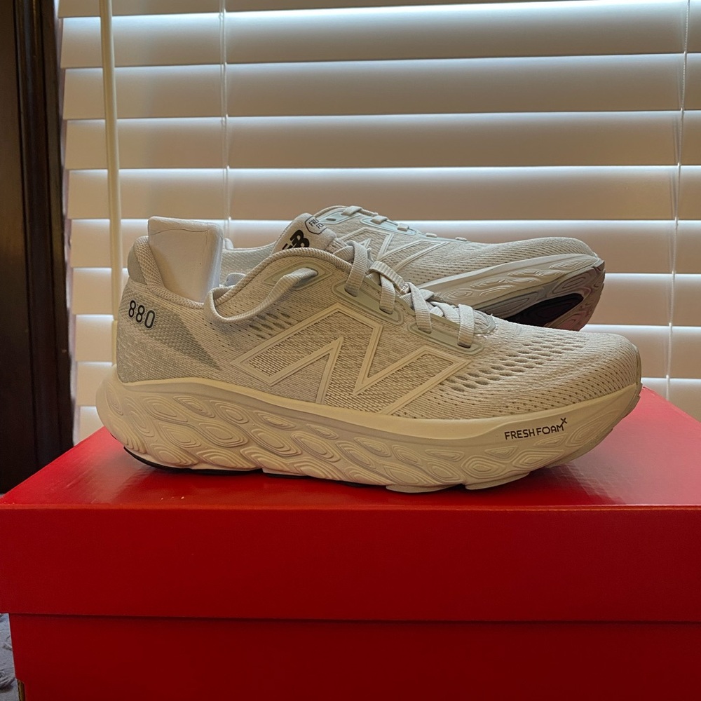 New Balance 880 Fresh Foam White Running Shoes